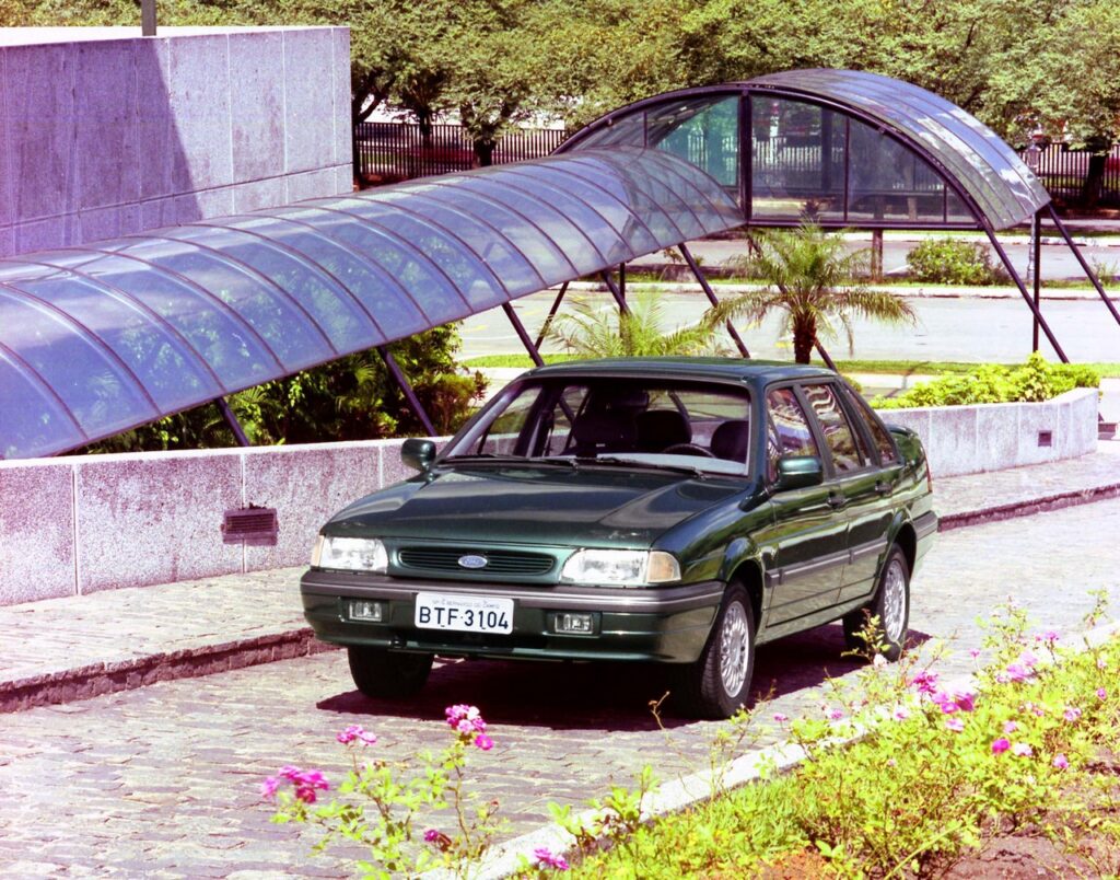 autolatina ford versailles