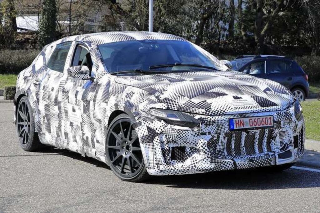 Ferrari Purosangue: saiba como deve ser o primeiro SUV da Ferrari 5 Ferrari Purosangue