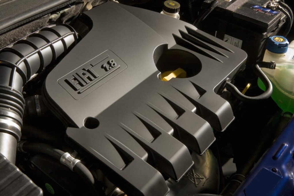 Carros com motores de outra marca? 7 motor gm fiat 1.8 - carros com motor de outras marcas