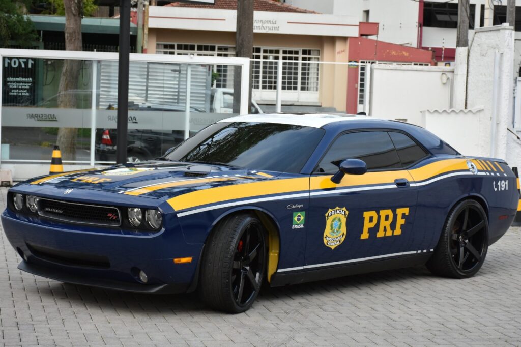 PRF: o que faz a Polícia Rodoviária Federal? 7 PRF Polícia Rodoviária Federal