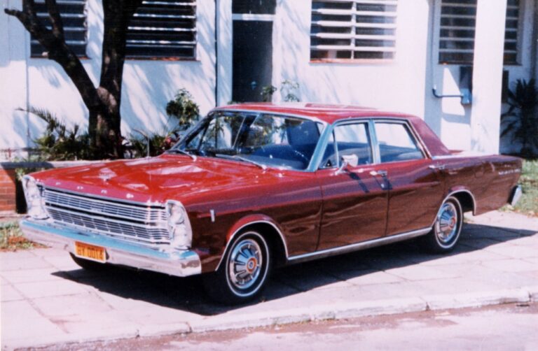 Evandro Enoshita 16 Ford_Galaxie