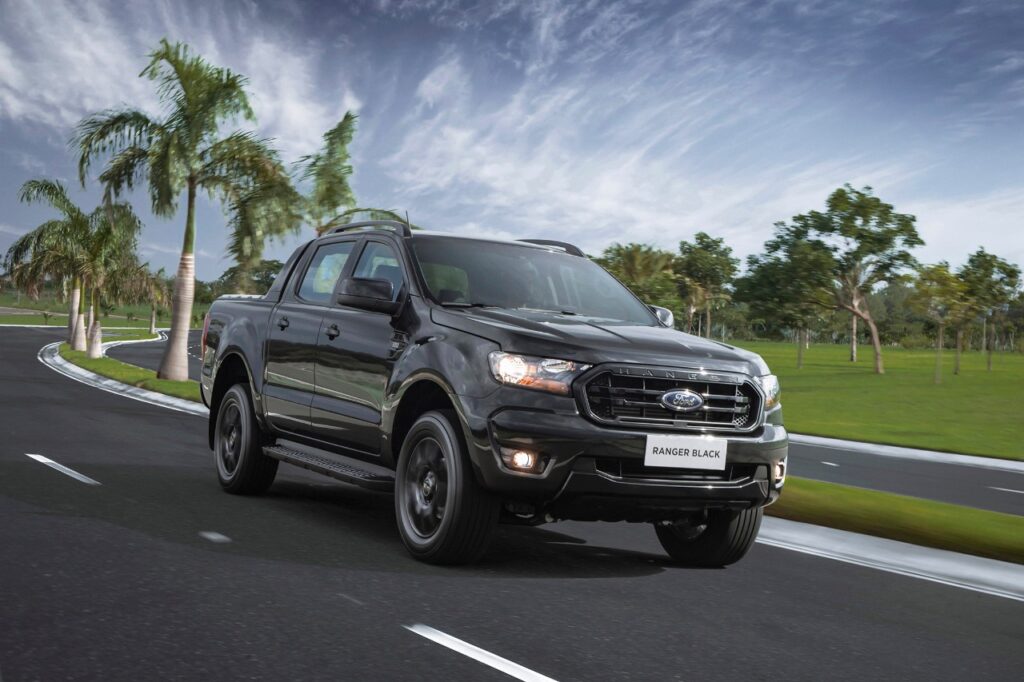 Ford repassa IPI e baixa preços de Ranger, Maverick e Transit 8 Ford Ranger Black 18