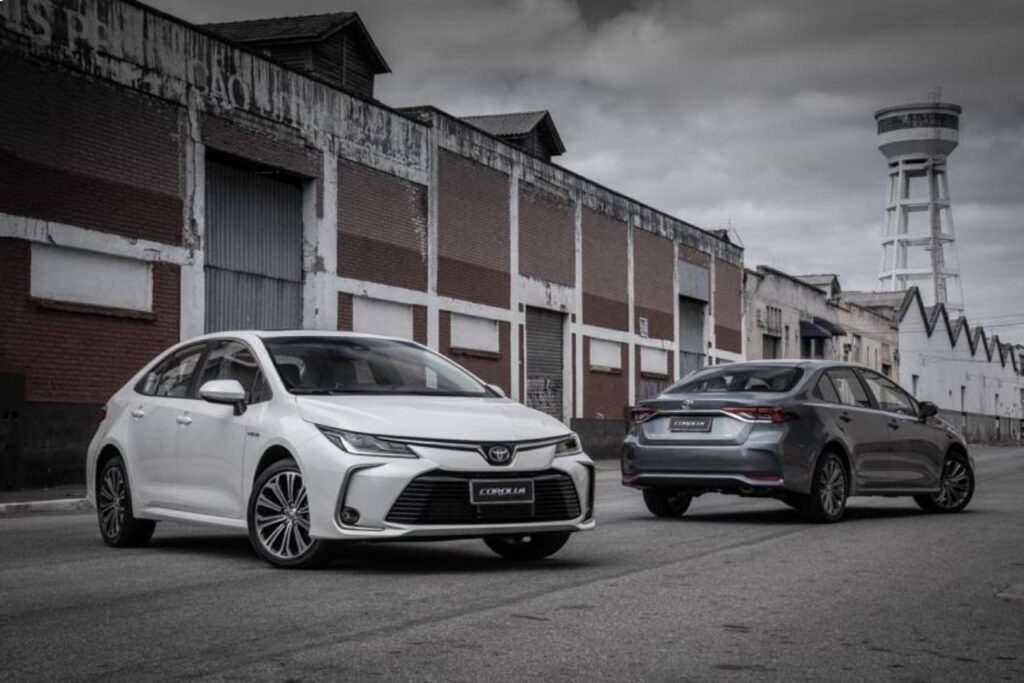Toyota Corolla flex e hibrido