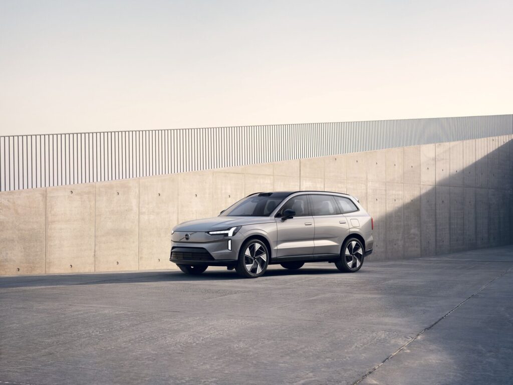 Volvo EX90: fabricante anuncia a chegada do SUV 100% elétrico de 7 lugares 1 Volvo EX90