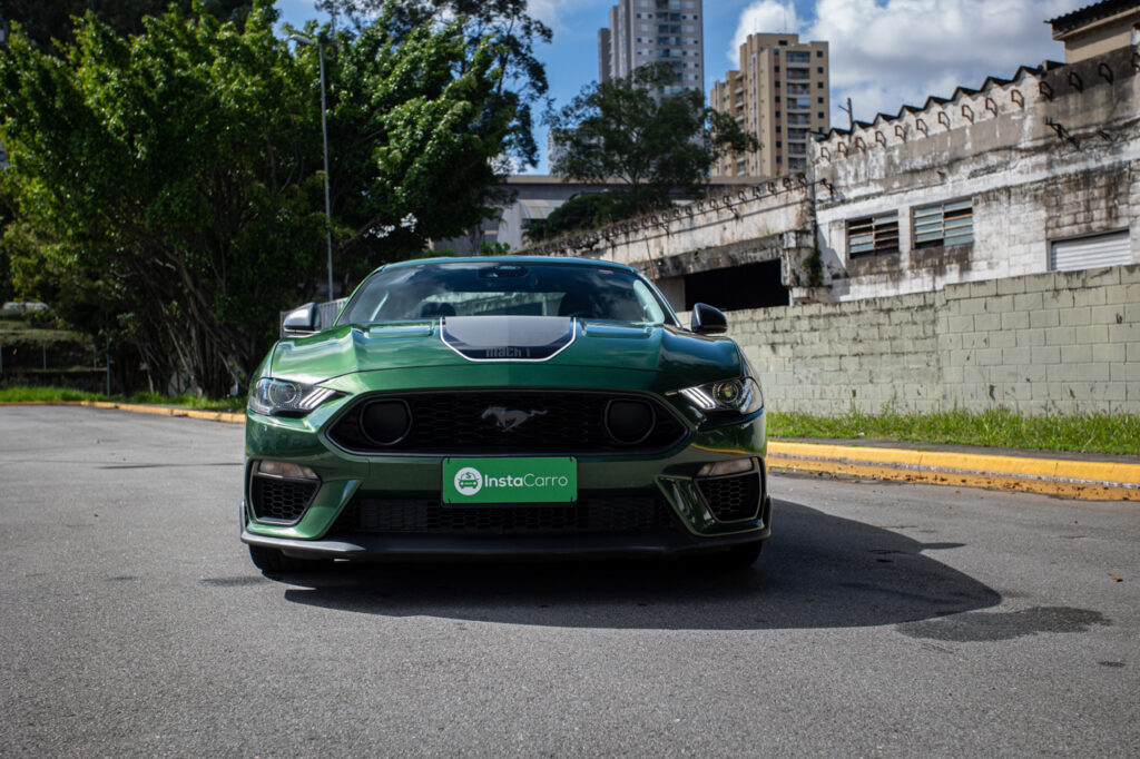 Frente do Ford Mustang Mach 1