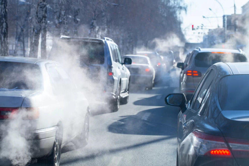 Montadoras que pretendem ser neutra em carbono até 2050 8 montadoras neutra carbono 2050 carros estrada carbono fumaça