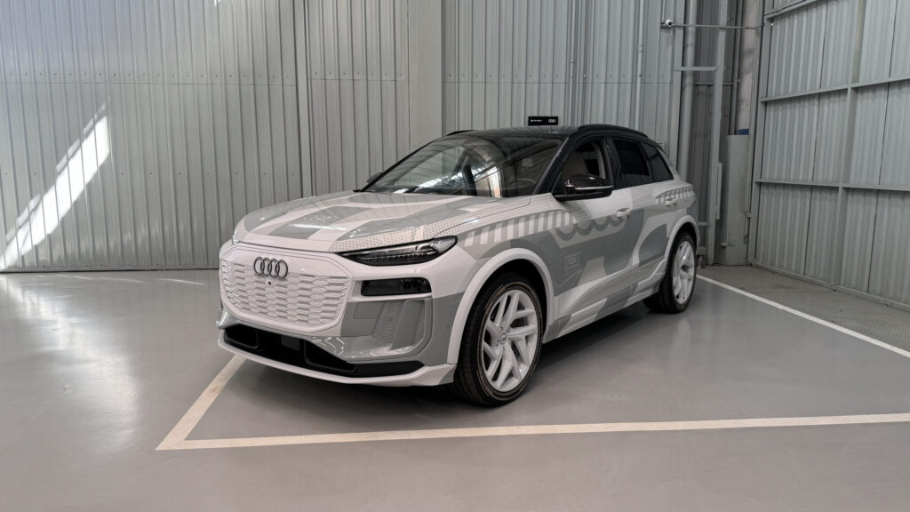 Audi Q6 e-tron: SUV elétrico de alto desempenho chega ao Brasil no segundo semestre de 2024 2 Audi Q6 e-tron Prototype