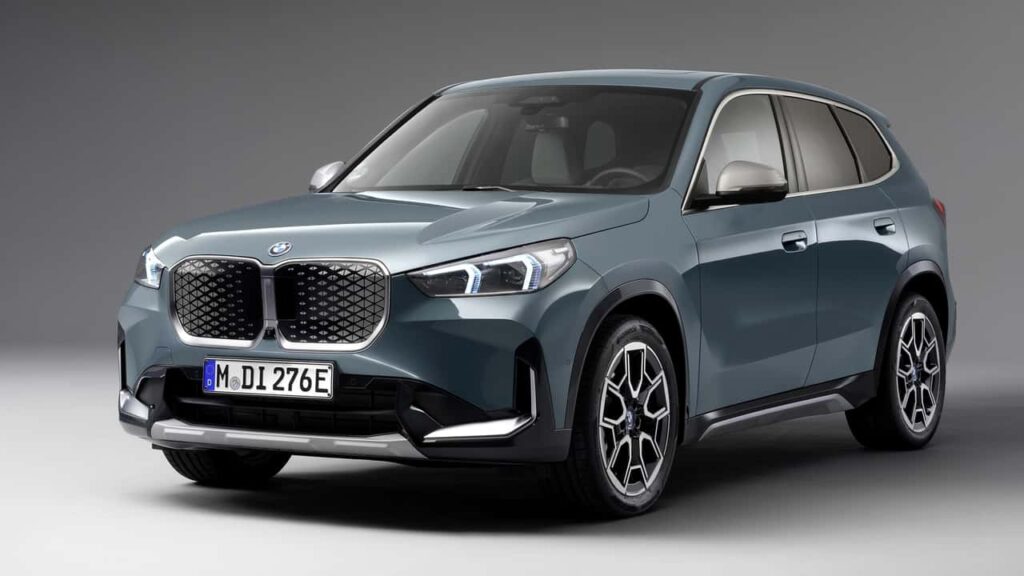 BMW iX1 Tesla