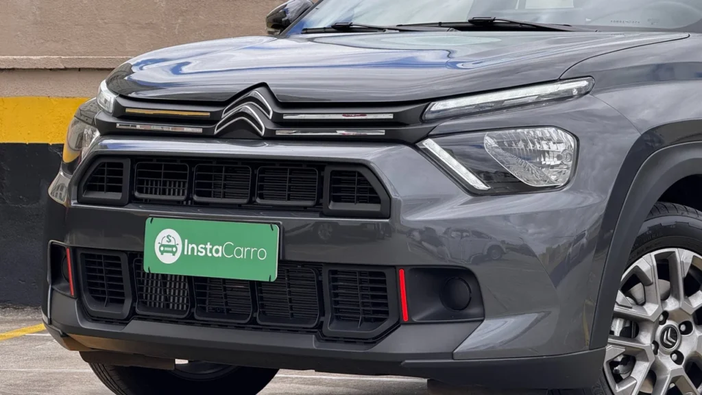 Citroën Basalt Feel 1.0 Turbo: SUV compacto de R$ 100 mil entrega boa dirigibilidade e ótimo espaço 2 Frente do Citroen Basalt Feel Turbo