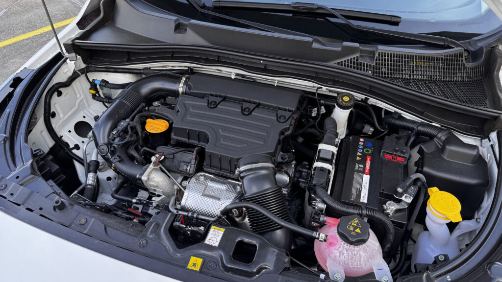 Fiat Fastback Audace híbrido: SUV com cara de cupê e apelo racional 8 Motor do Fiat Fastback Audace híbrido 2025