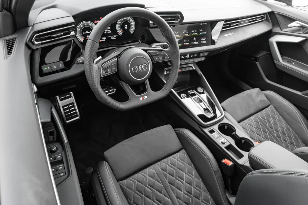 Audi A3 Sedan Performance Black: esportividade e refinamento na medida certa 32 Interior do Audi A3 Sedan Performance Black