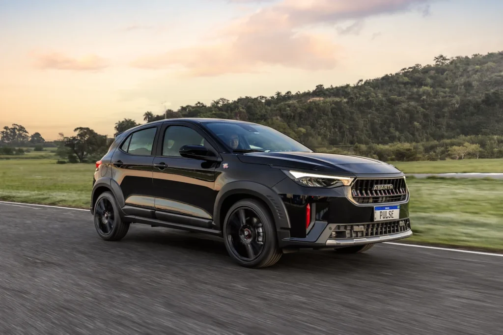 Qual cor de carro comprar? Veja prós e contras de cada tonalidade 3 Fiat Pulse Abarth 2026