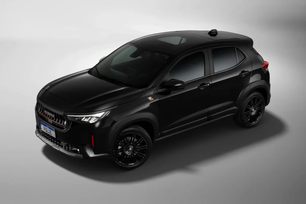 Novo Pulse Abarth 2026 estreia com nova dianteira, teto solar e preço de R$ 157.990 7 visão do teto panorãmico do Fiat Pulse Abarth 2026