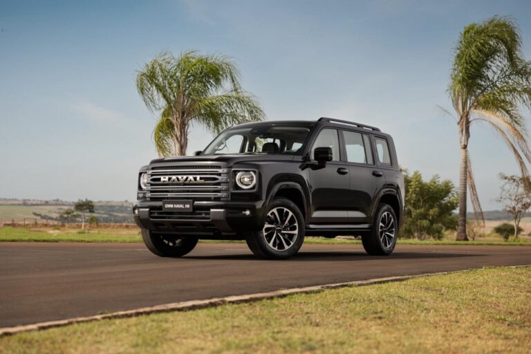 GWM destaca o SUV Haval H9 durante o Festival Interlagos, ao lado da picape Poer P30, reforçando sua presença no segmento off-road e utilitário.