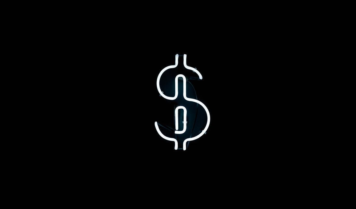 Símbolo do dinheiro em fundo preto