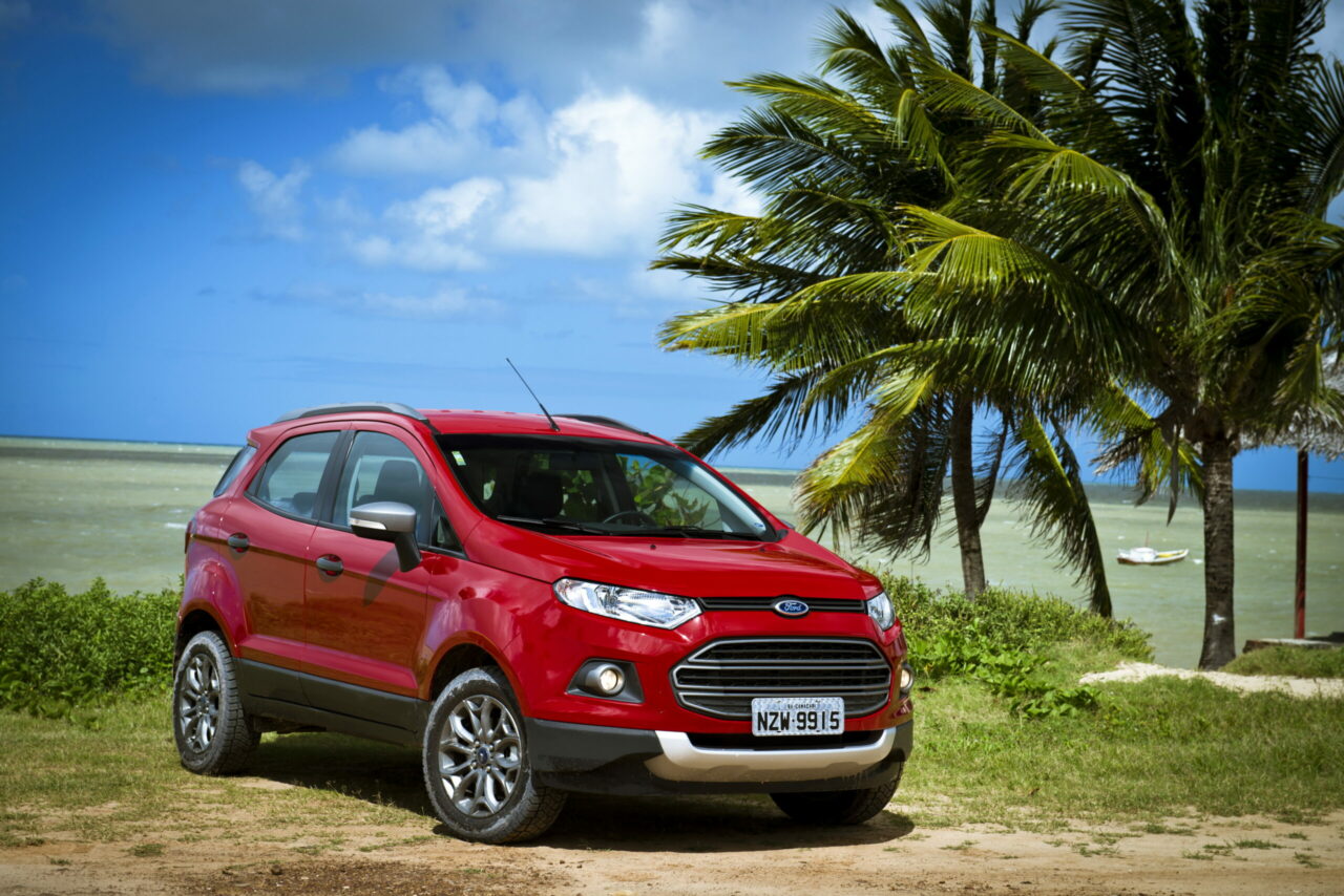 suv ate 60 mil ford ecosport