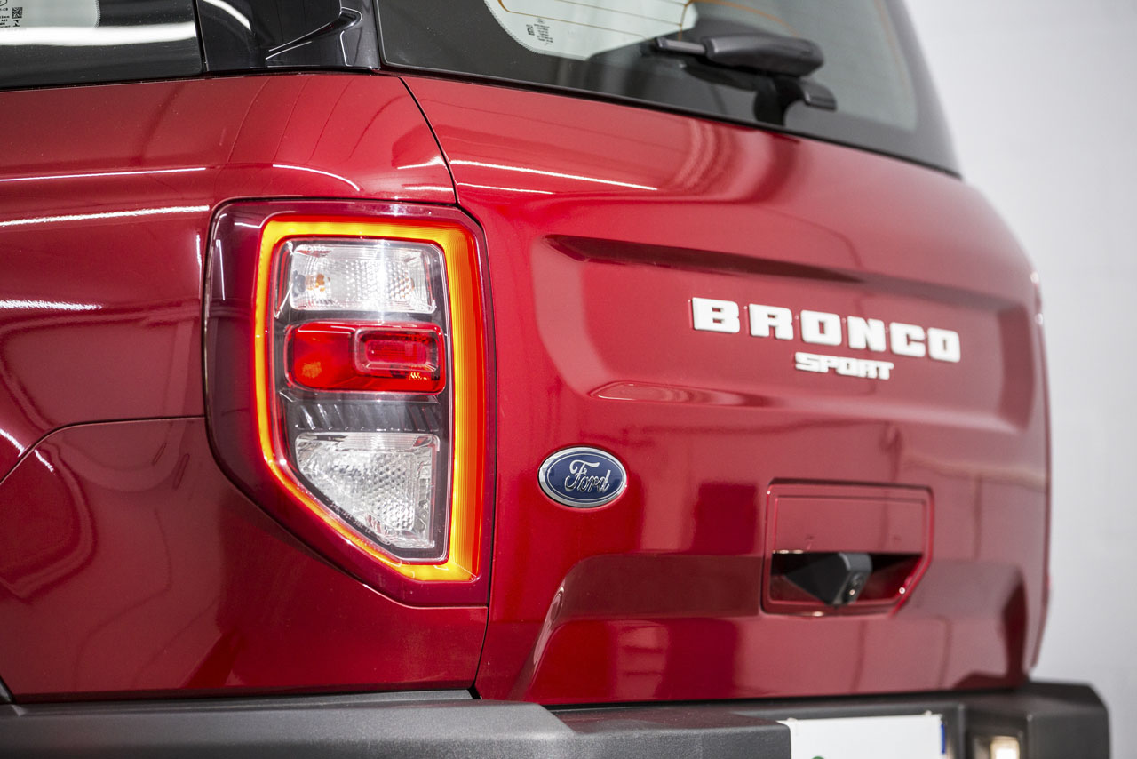 Ford Bronco Sport - lanterna traseira
