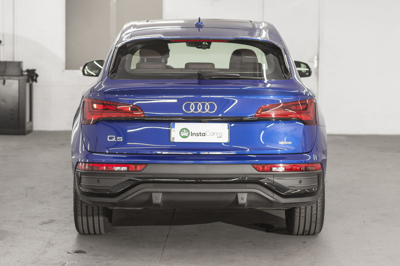 Audi Q5 Sportback - traseira
