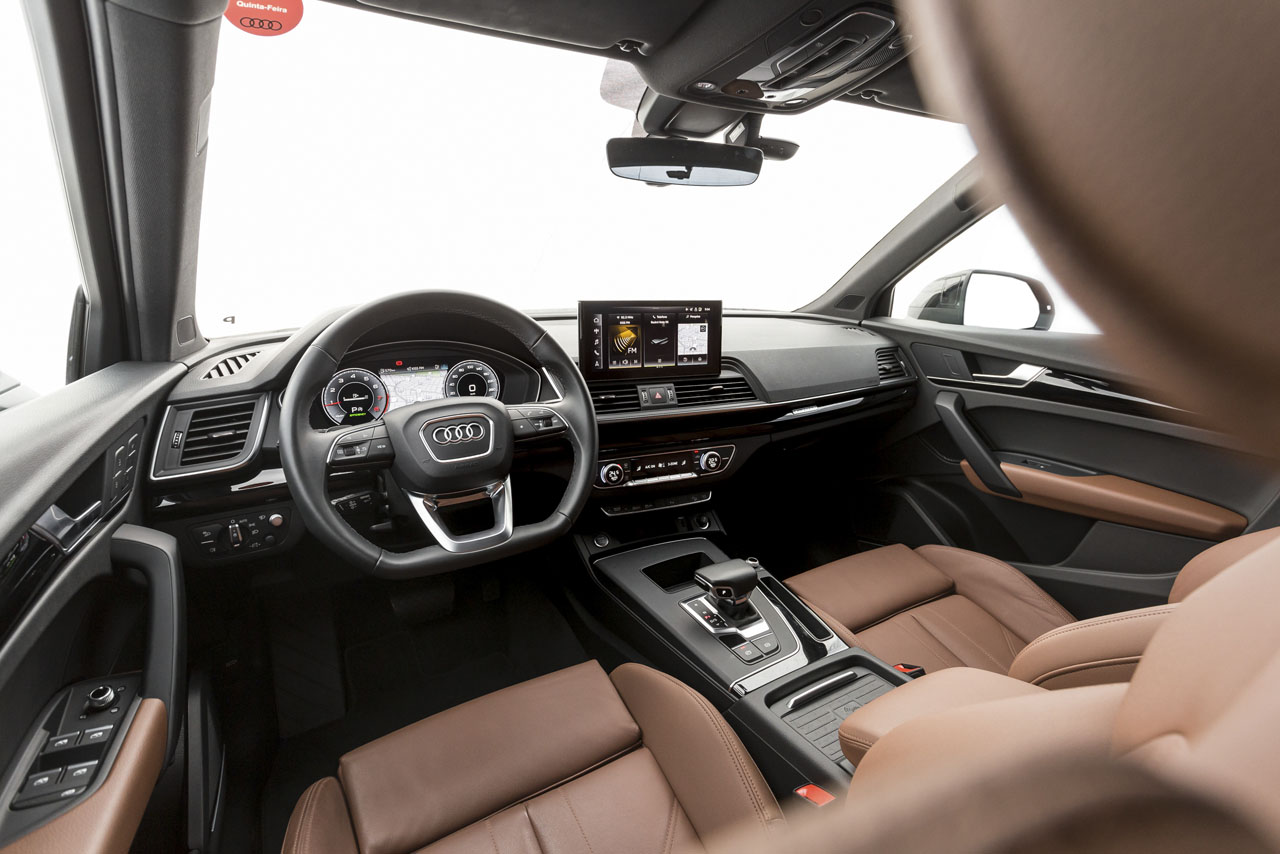 Audi Q5 Sportback - interior