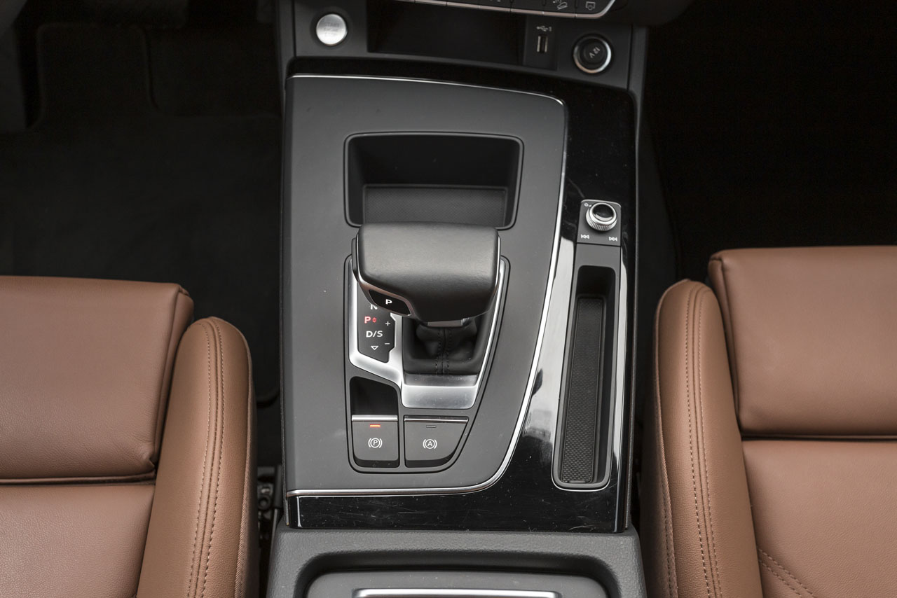 Audi Q5 Sportback - console central