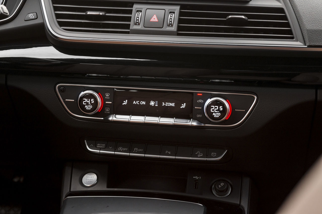 Audi Q5 Sportback - comandos do ar-condicionado digital