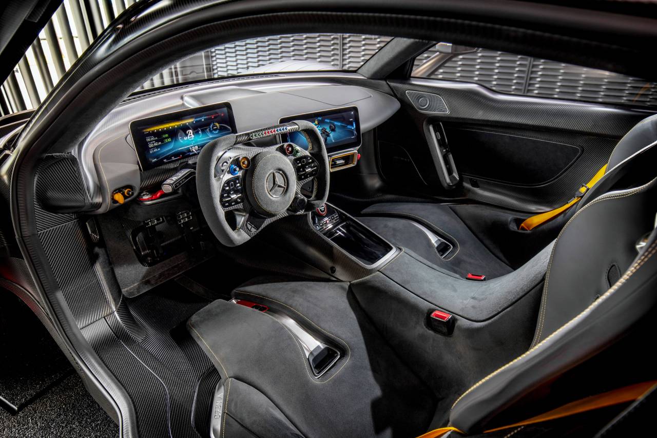 Mercedes-AMG ONE - Interior