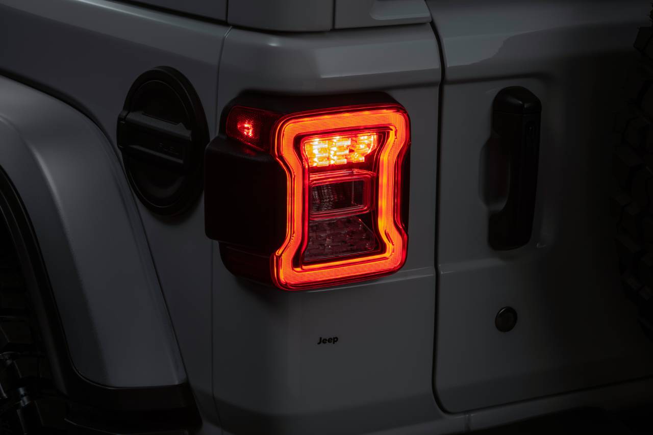 Novo Jeep Wrangler Rubicon - lanterna traseira