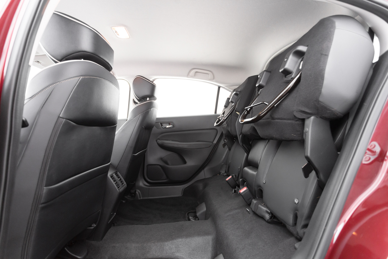 Honda City Hatchback Touring - bancos magic seat
