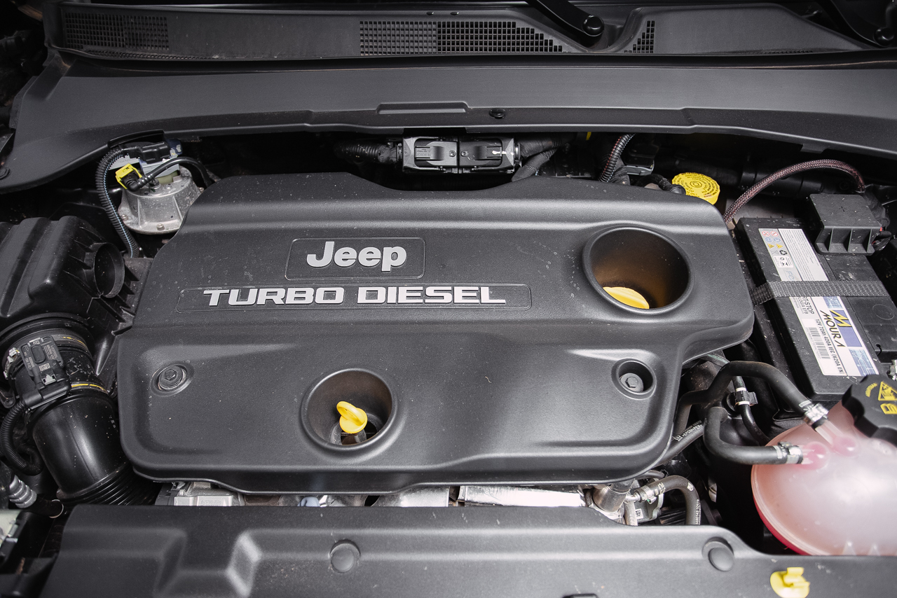 Jeep Commander Limited diesel - motor turbo diesel